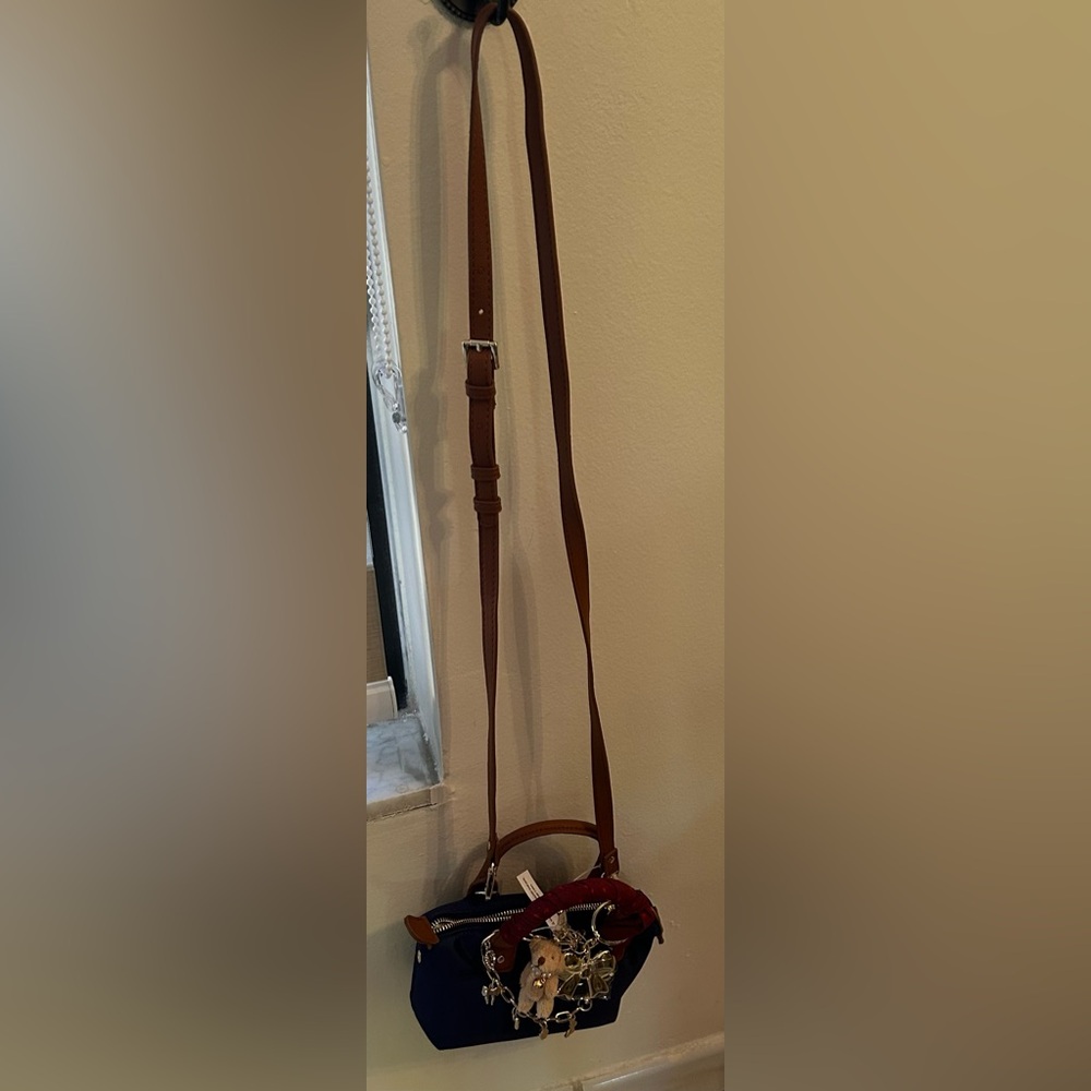 Madden Girl Navy Mini Bag with Gold and Brown Accents NWT - Picture 7 of 7